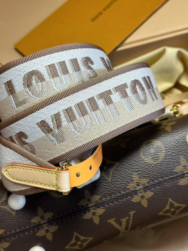 Louis Vuitton Cluny Mini - Monogram Removable Strap - Image 6