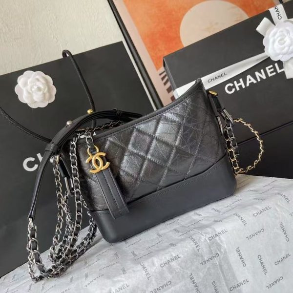 CHANEL Classic Quilted Bag - Black Calfskin GHW Chain Shoulder Bag