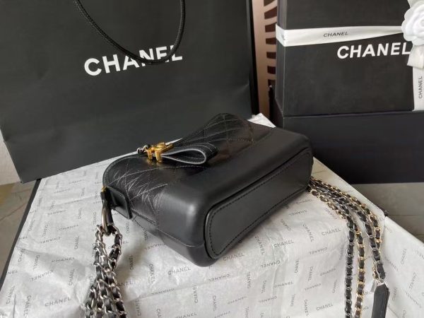 CHANEL Classic Quilted Bag - Black Calfskin GHW Chain Shoulder Bag - Image 2