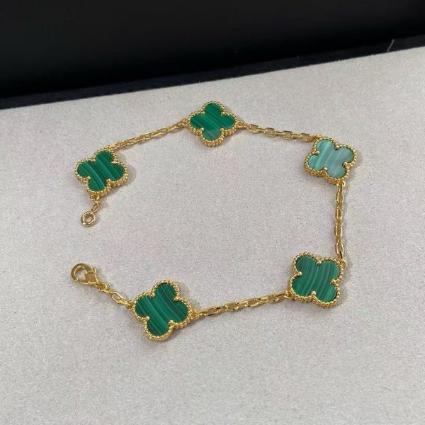 Van Cleef & Arpels Alhambra Bracelet - Rose Gold Malachite 5 Motif