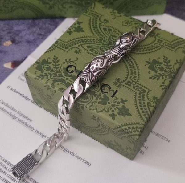GUCCI Double Tiger Bracelet - Image 2